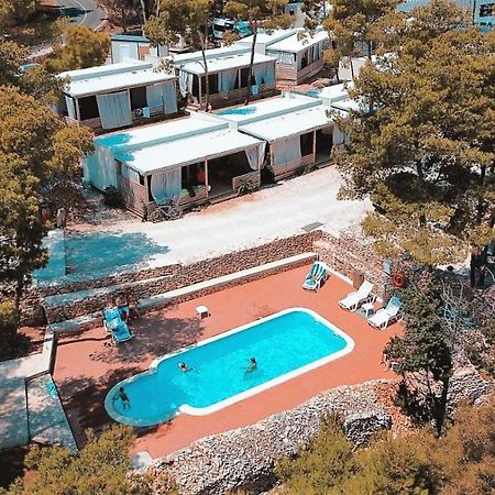 סופטאר Boutique Camping Bunja מראה חיצוני תמונה